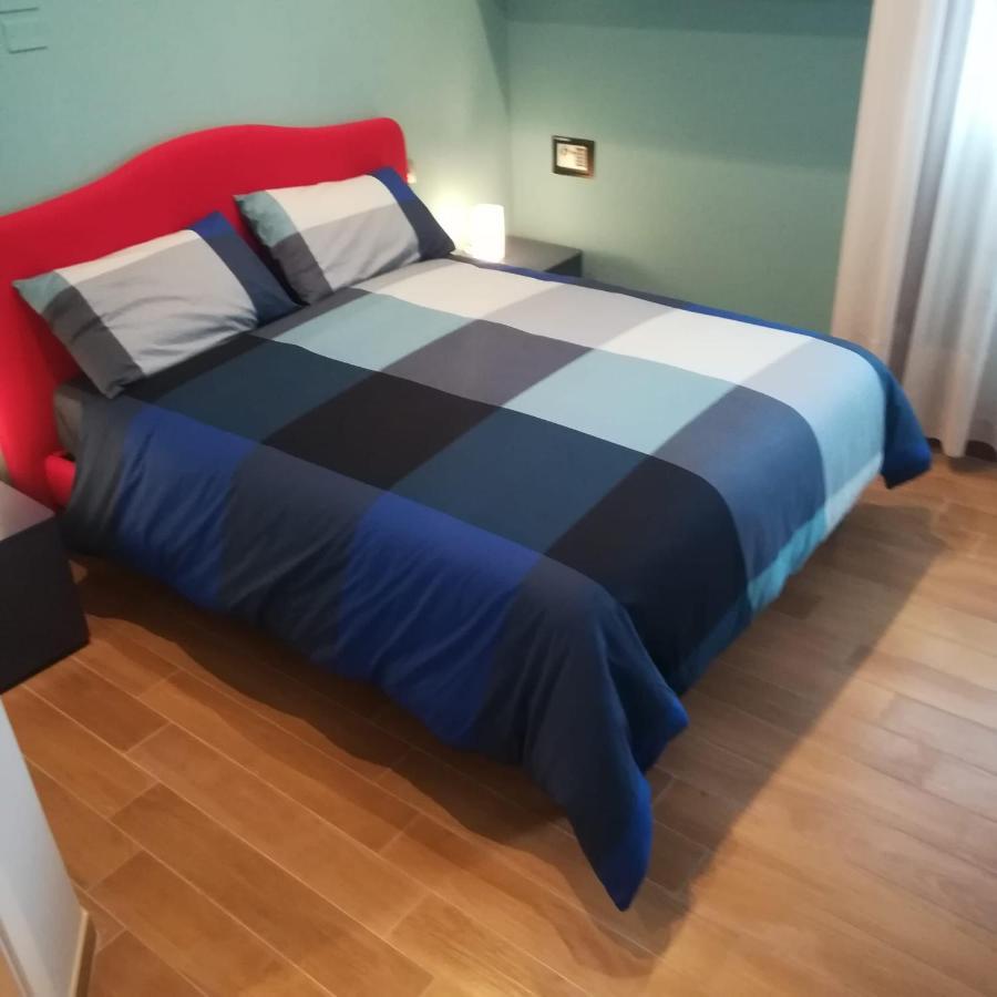V I P Suites Cielo Stellato On Concordia Sea Salerno Exterior foto